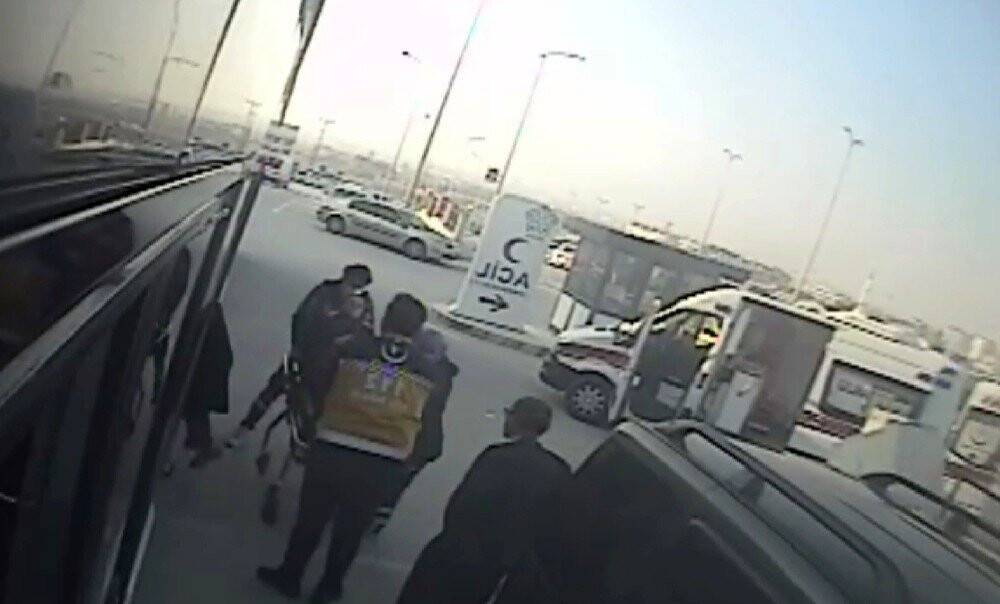Konya'da otobüs şoförü fenalaşan yolcuyu hastaneye yetiştirdi
