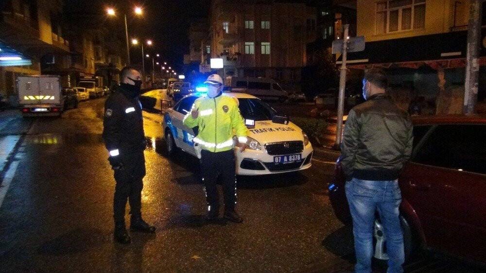 ’Dur’ ihtarına uymayan alkollü sürücü: