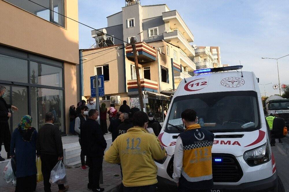 Yangına uykuda yakalandı