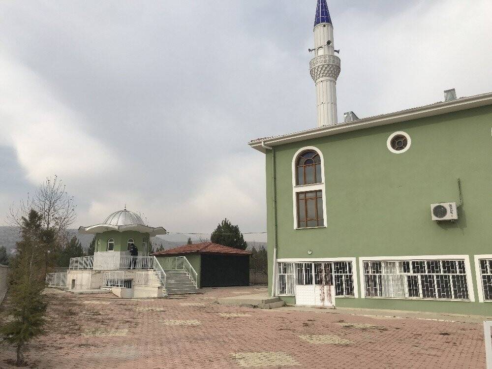 Konya'da kalp hastası genç şadırvan girişinde ölü bulundu