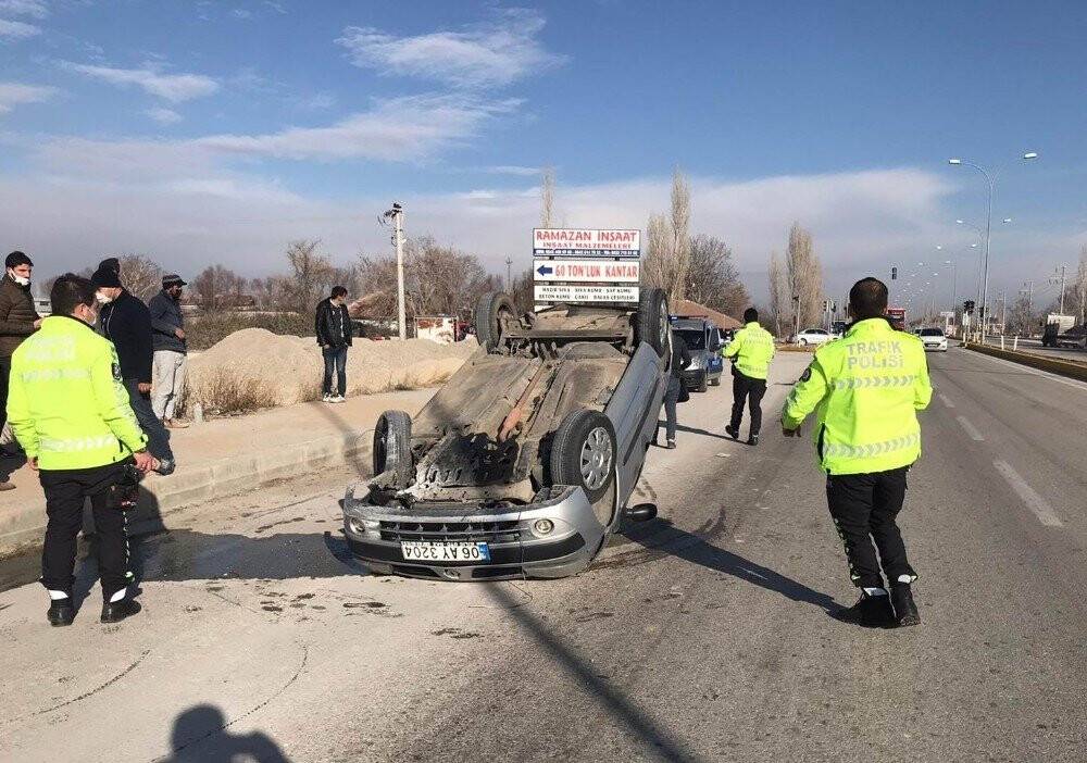 Konya’da kaza! İki otomobil çarpıştı: 1 yaralı