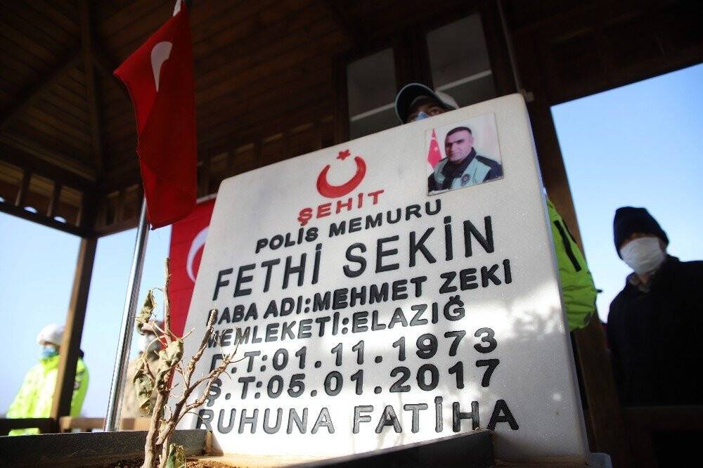 Şehit Fethi Sekin, şehadetinin 4. yılında kabri başında anıldı