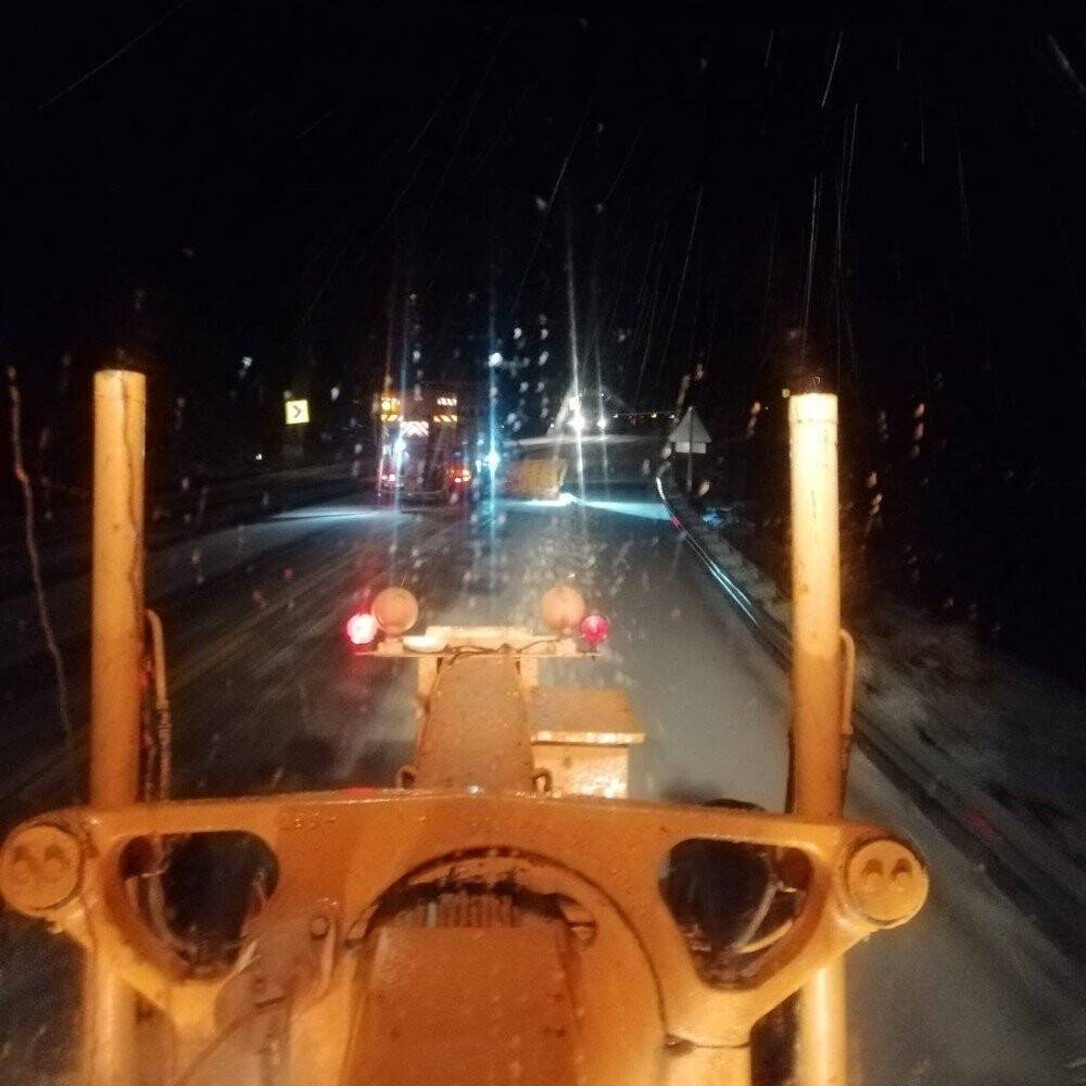 Antalya-Konya karayolunda kar kalınlığı 15 santime ulaştı