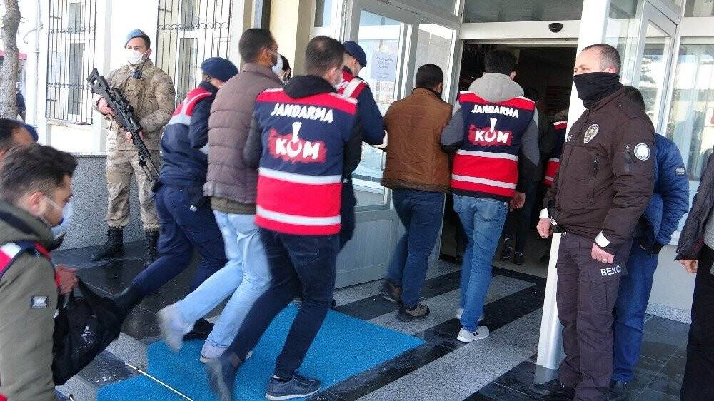 20 milyonluk kablo hırsızlığına jandarma operasyonu