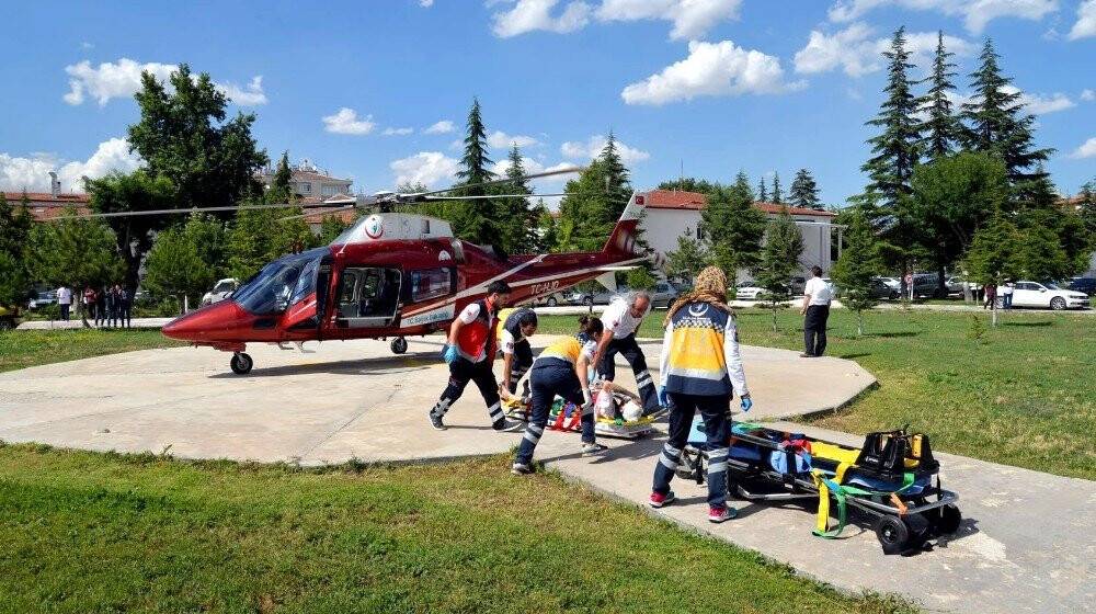 Sağlığın havadaki kahramanları: Helikopter ambulanstan 10 yılda 2 bin 500 acil uçuş
