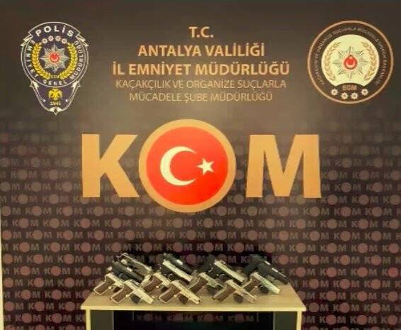 Konya’dan Antalya’ya götürülen yasadışı silah ticaretine operasyon: 3 tutuklama