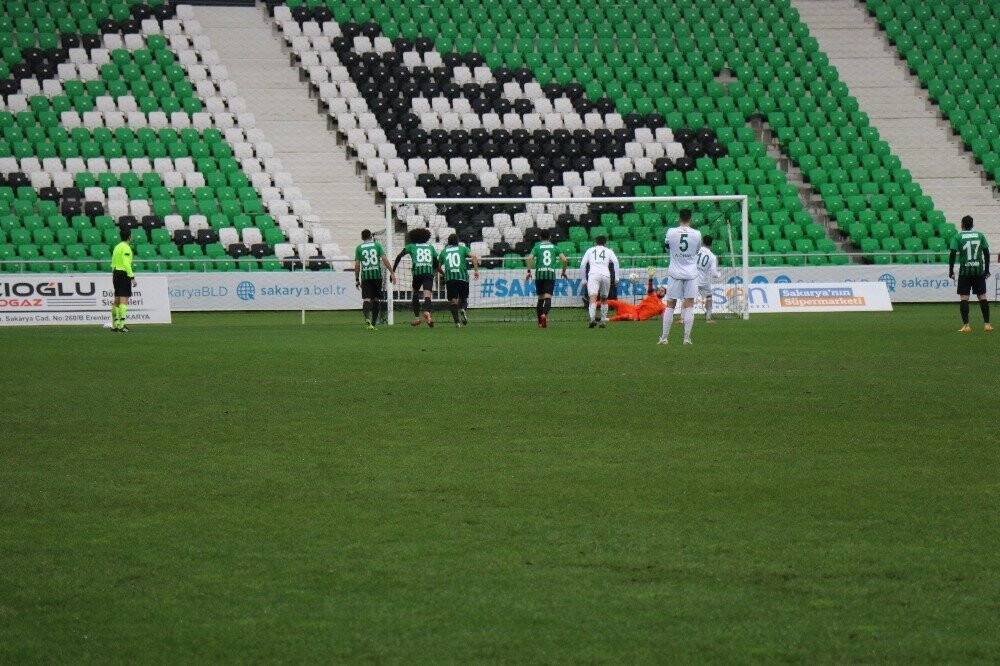 1922 Konyaspor 2. devreye puanla başladı