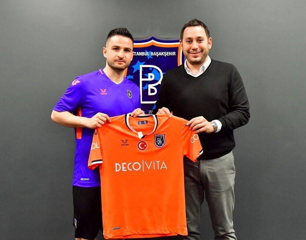 Medipol Başakşehir, Ömer Ali Şahiner ile 2,5 yıllık sözleşme imzaladı