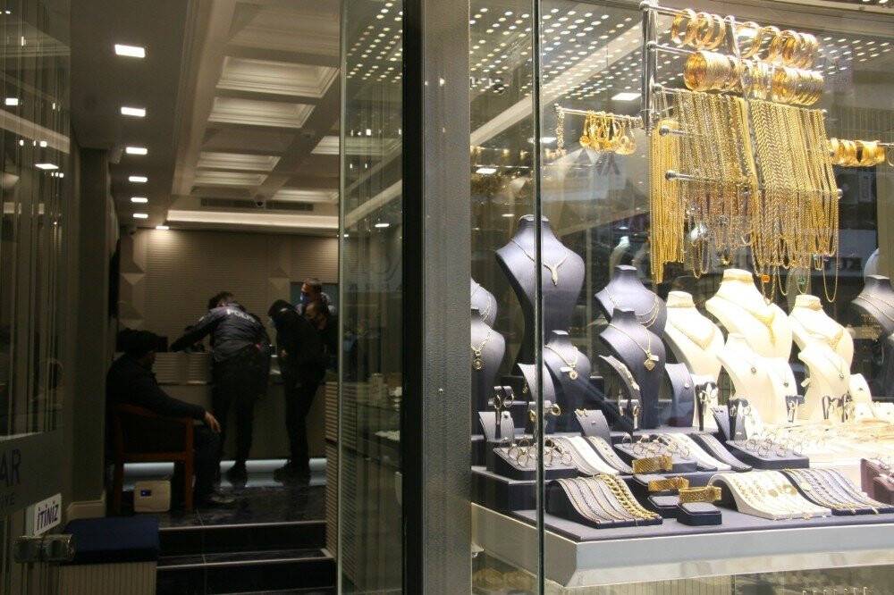 Konya ve Afyonkarahisar'da kuyumculara dadanan hırsızlar yakalandı