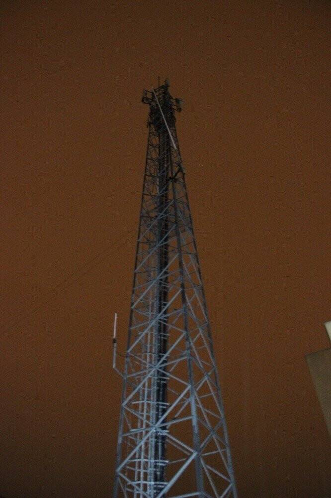 Karaman’da 112 Çağrı Merkezi’nin üzerine yıldırım düştü