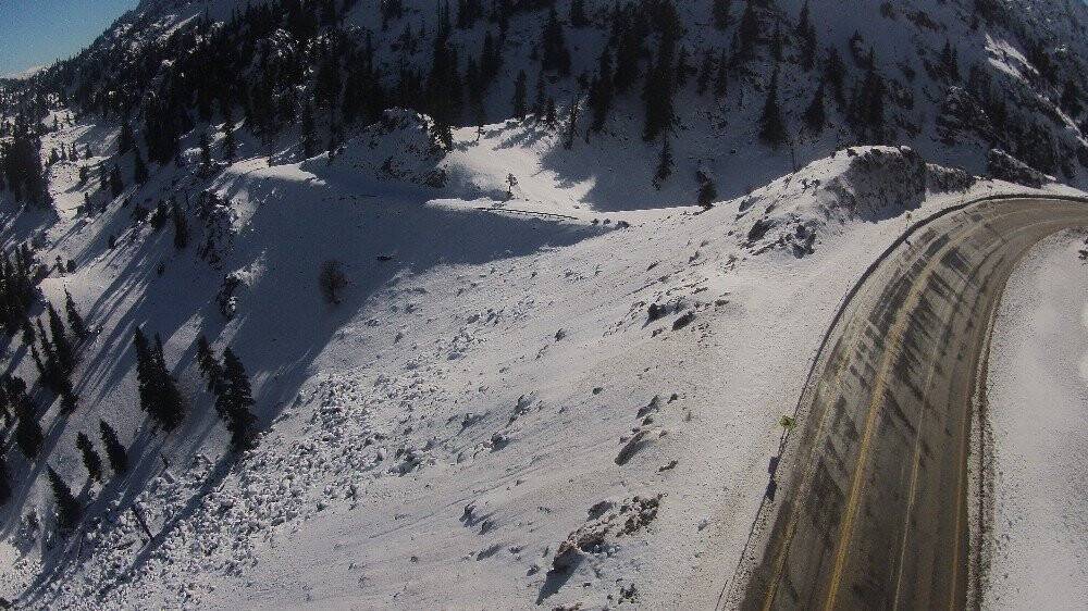 Karla buluşan Antalya-Konya karayolunda  kartpostallık görüntüler