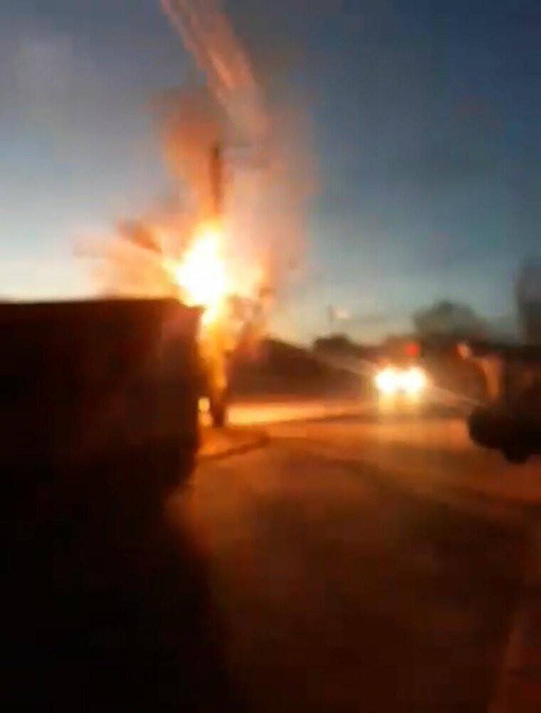 Konya'da elektrik direğinde yangın paniği