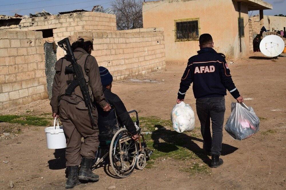 Konyalı hayırseverlerden Suriye'deki ihtiyaç sahiplerine yardım