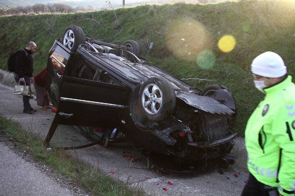 Konya'ya kız istemeye gelirken kaza yaptılar