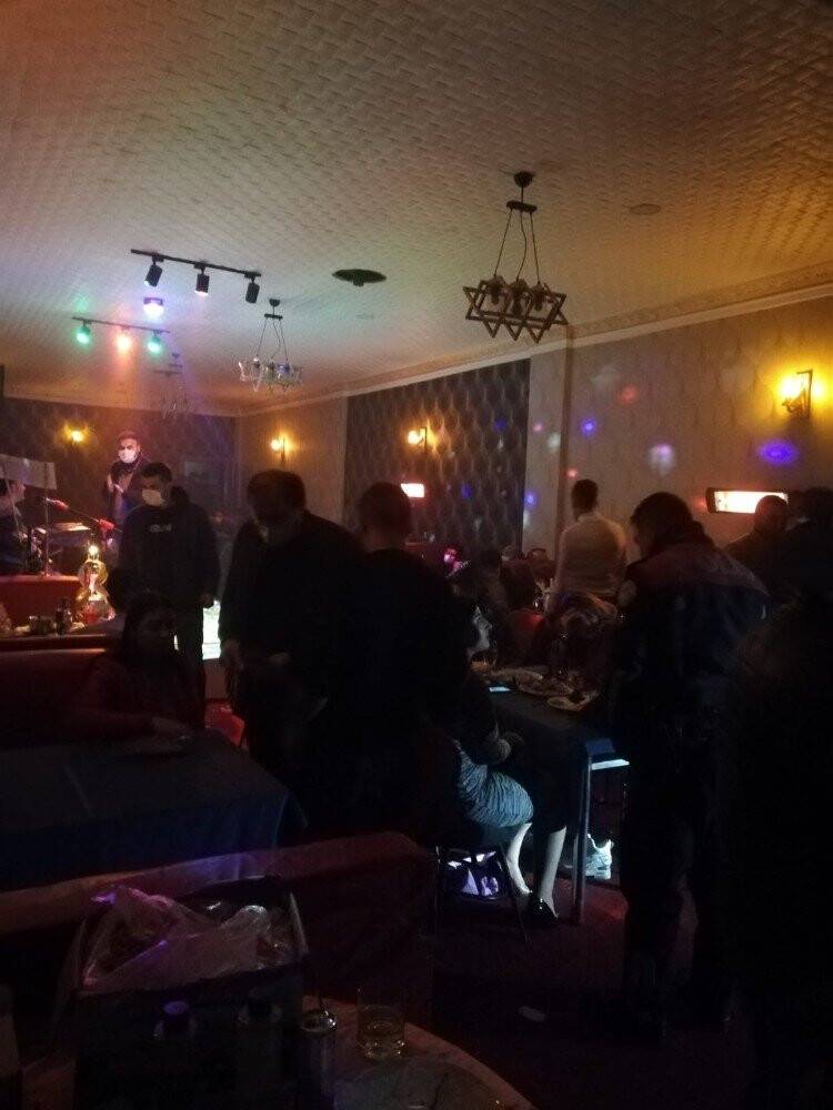 Konya’da ruhsatsız eğlence mekanına baskın