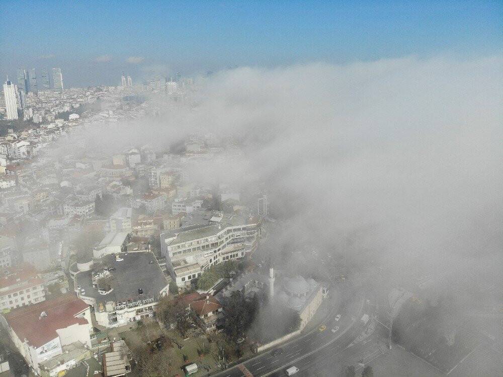İstanbul’da sis manzaraları