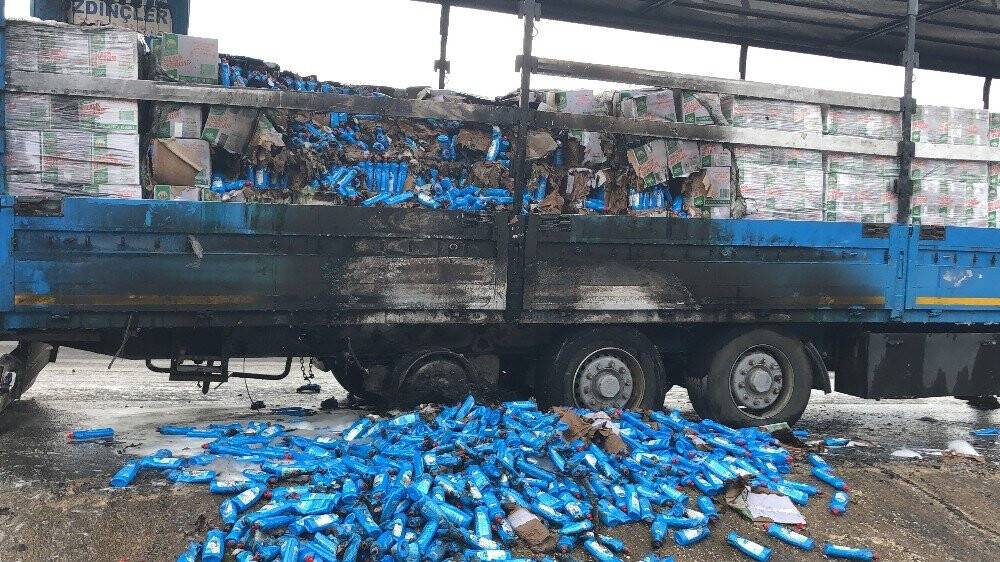 Deterjan yüklü tırda yangın paniği