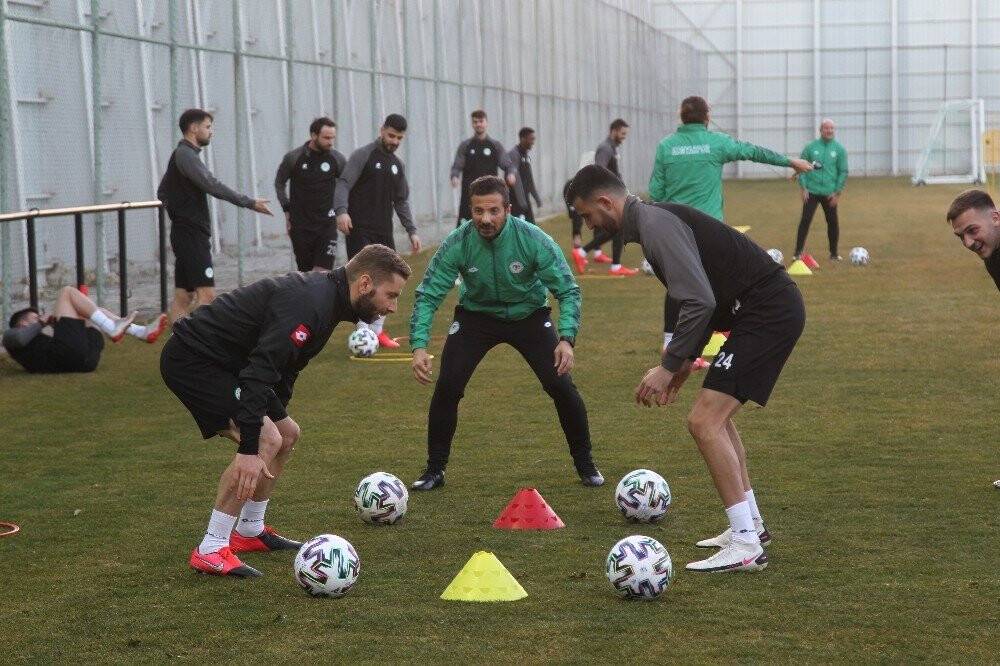 İlhan Palut: En iyisini yapmaya çalışacağız