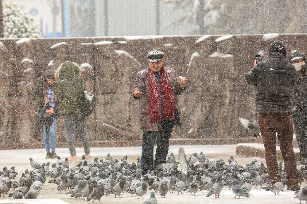 Ankara’da kar etkisini artırdı