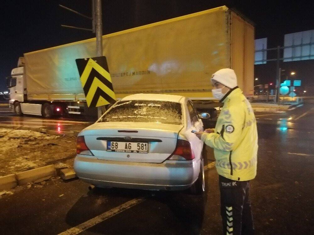 Otomobille tır çarpıştı: 1 yaralı