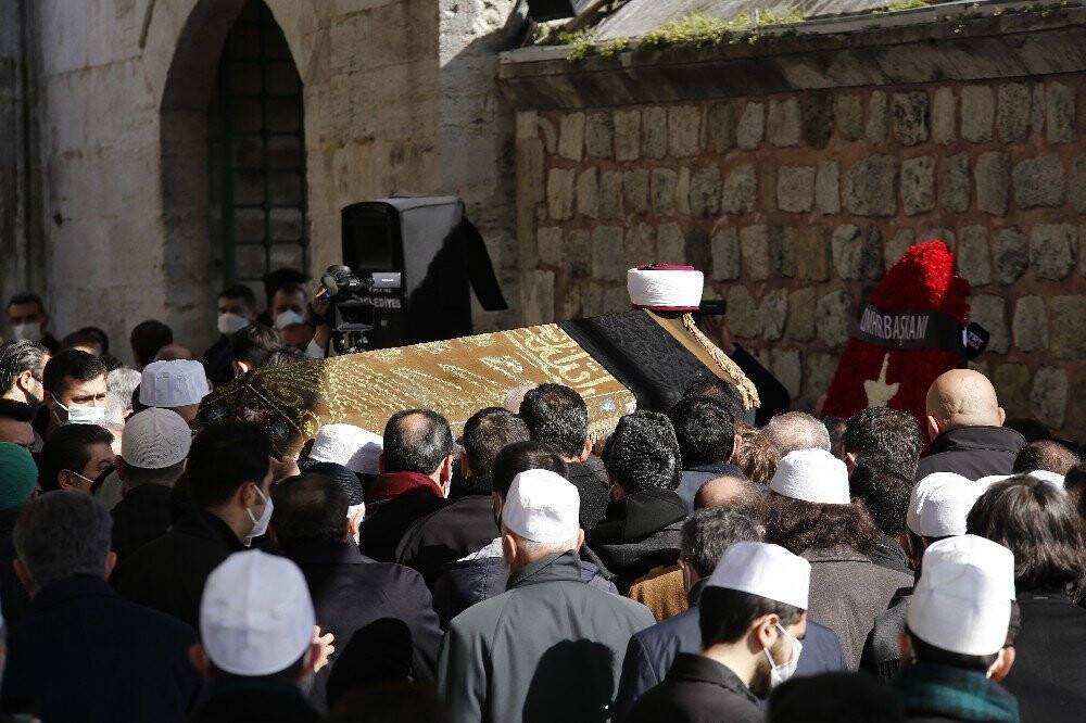 İlahiyatçı Muhammet Emin Saraç son yolculuğuna uğurlandı