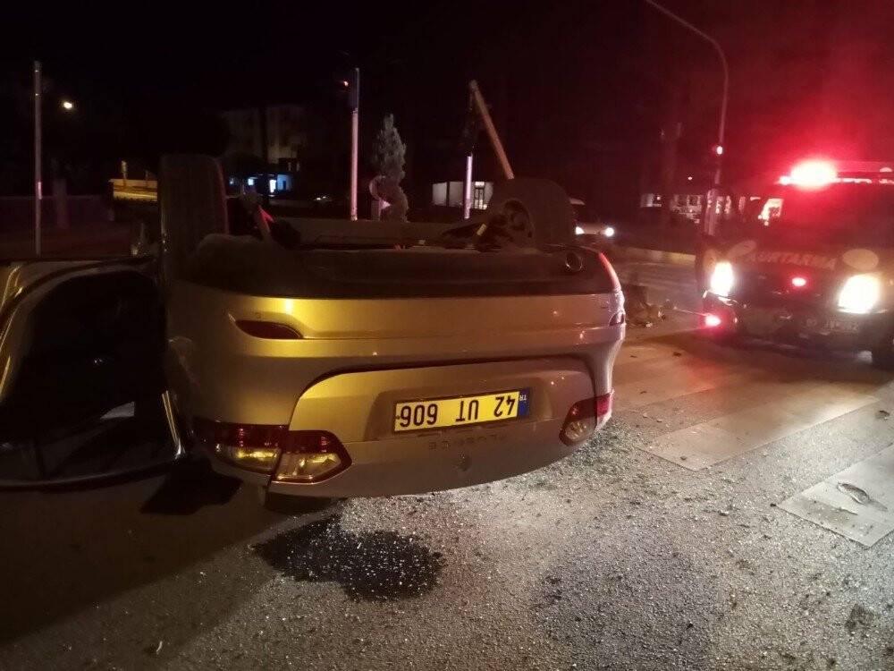 Konya'ya cenazeye gelirken kaza yaptılar