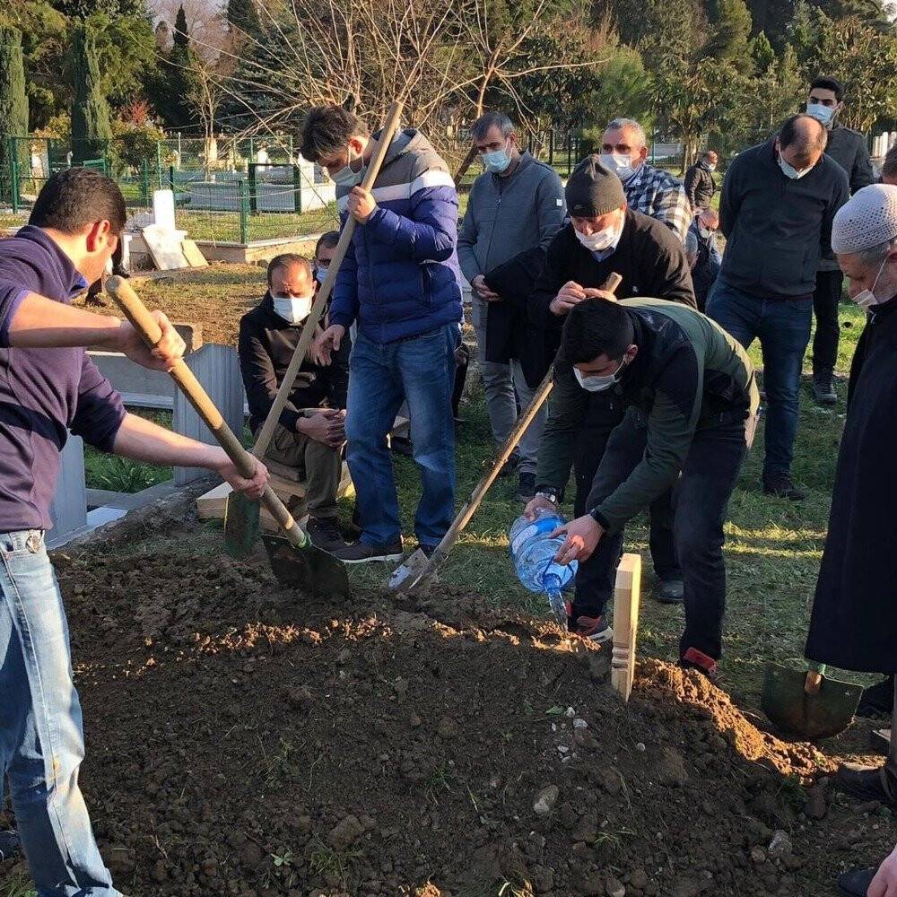 20 yılda bin kez Kur’an-ı Kerim’i hatmetmiş