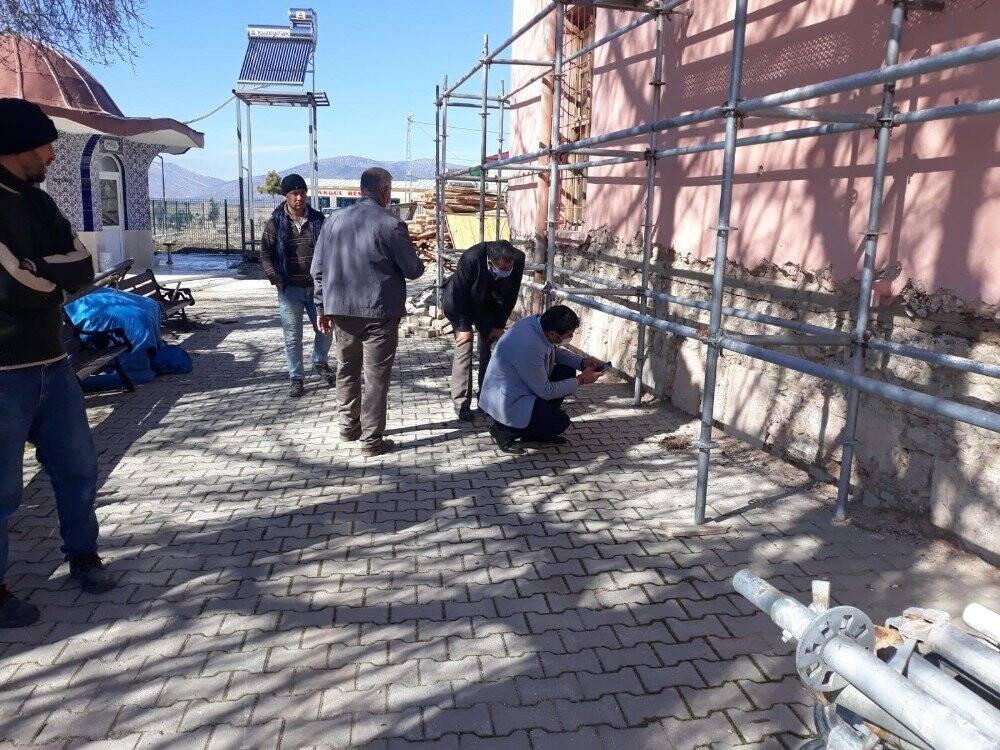 Hüyük’teki tarihi cami restore ediliyor