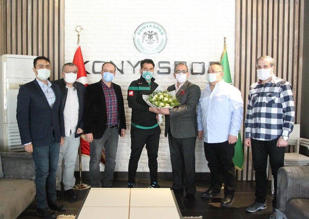 İlhan Palut: Oyuncuların Özgüvenle Maç Kazanmaları Bizim Adımıza Önemliydi