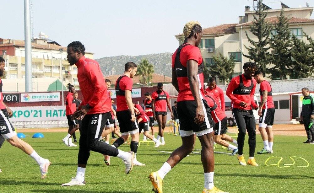 Ömer Erdoğan: "Aaron Boupendza bu duruma Hatayspor sayesinde geldi"
