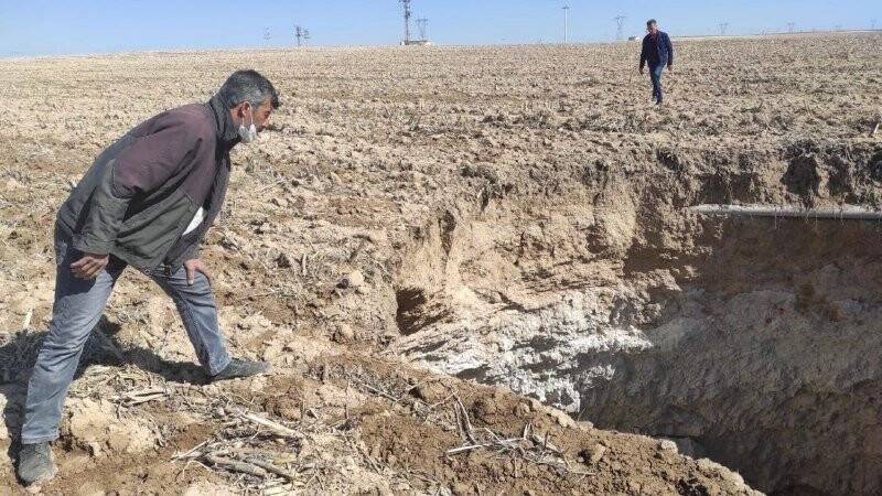 Konya'da 10 metre çapında yeni bir obruk daha oluştu!