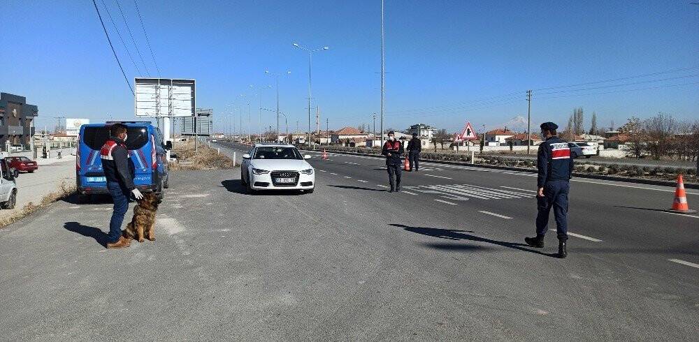 Aksaray  jandarması detektör Sala ile uygulamada