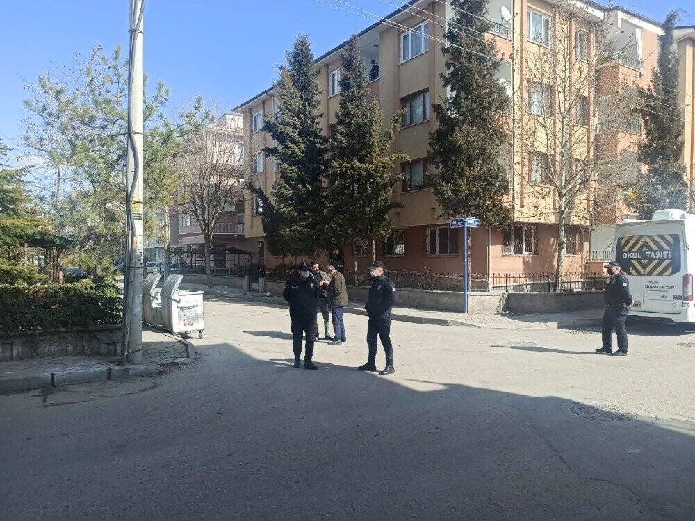 Eski eşe bıçaklı saldırı