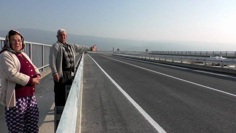 65 yıllık köprü yenilendi, en çok pideci esnafı sevindi