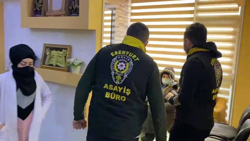 Kaçak muayenehaneye polis baskını