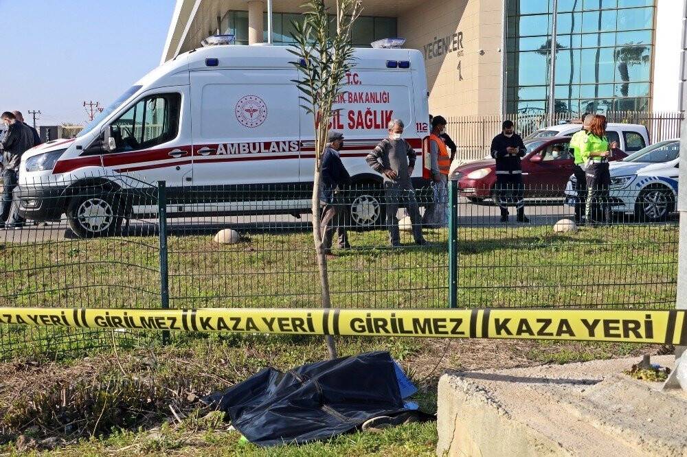 Sürücüyü gözyaşlarına boğan ölümlü kaza güvenlik kamerasında