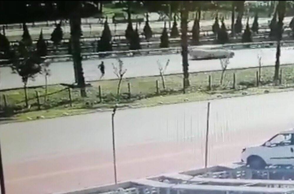 Sürücüyü gözyaşlarına boğan ölümlü kaza güvenlik kamerasında