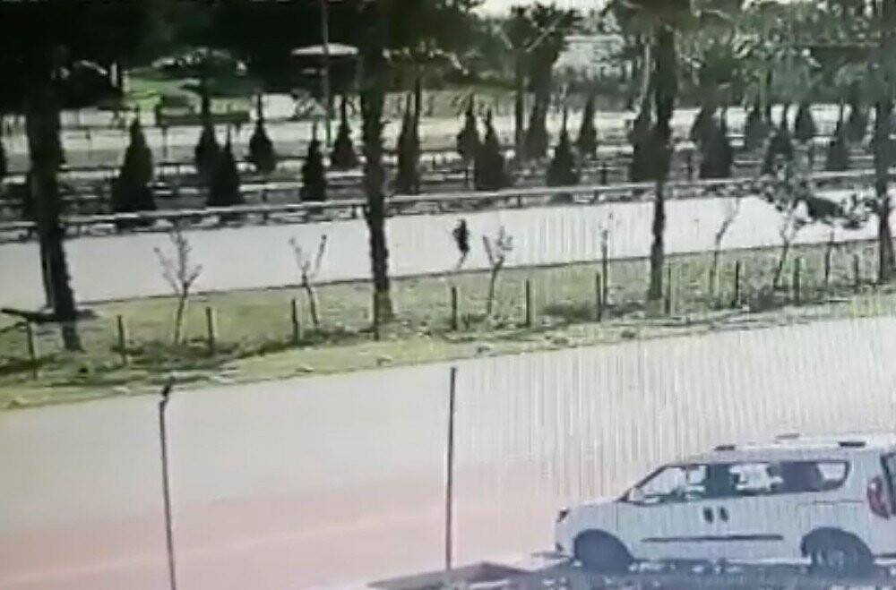 Sürücüyü gözyaşlarına boğan ölümlü kaza güvenlik kamerasında