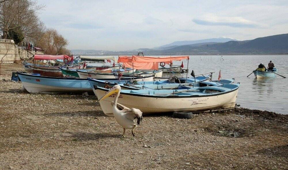 Sular yükseldi, tarihî köy yine ada oldu