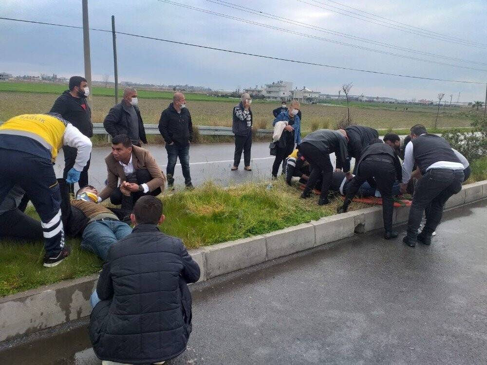Trafik kazası sonrası düşündüren ilk yardım kargaşası