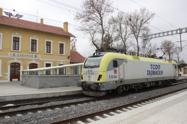 Konya-Karaman Yüksek Hızlı Tren Hattında test sürüşleri devam ediyor