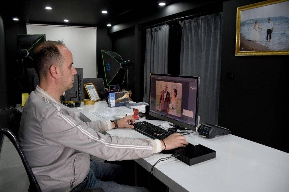 Yeni normalleşme düğün fotoğrafçılarının yüzünü güldürdü