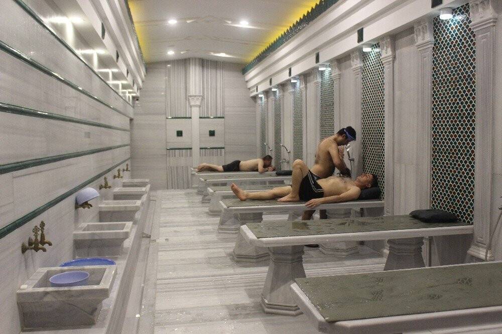Hamamlar açıldı vatandaş kese ve masaja koştu