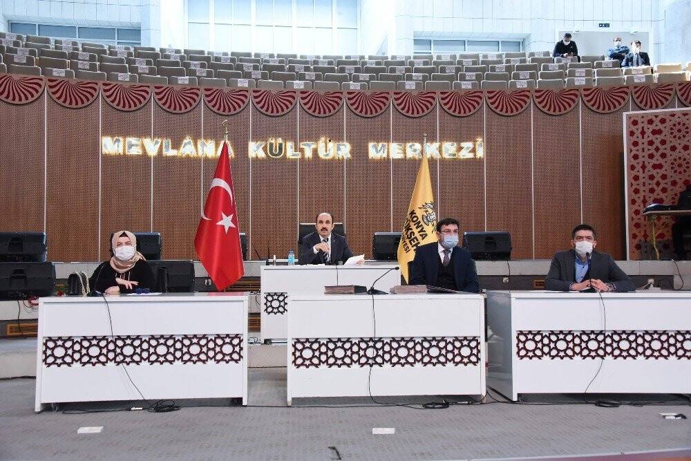 Başkan Altay "942 kadın çalışma arkadaşımızla şehrimize hizmet ediyoruz”