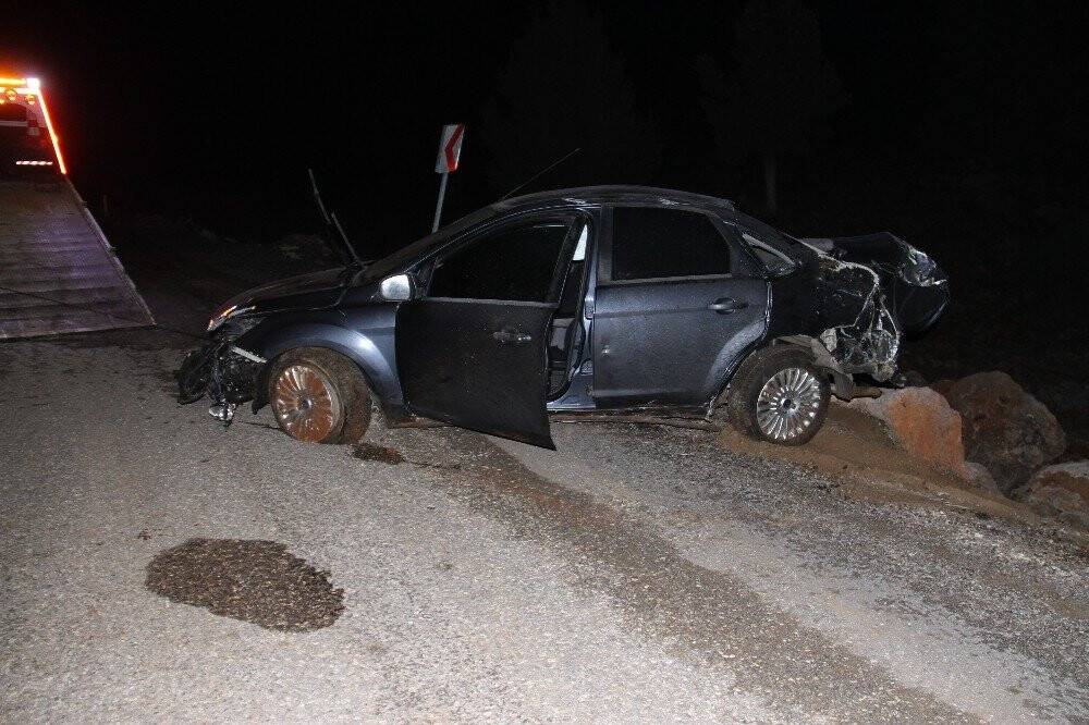 Konya'da kaza! Kontrolden çıkan otomobil şarampole yuvarlandı