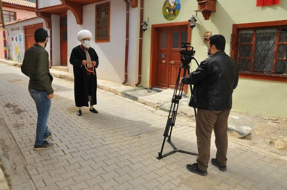 Konya'da Nasreddin Hoca’dan mavileşme çağrısı
