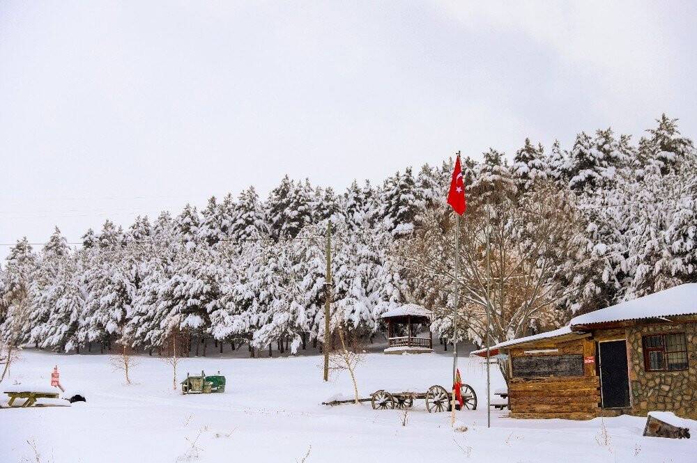 Ardahan’da kartpostallık kar manzaraları