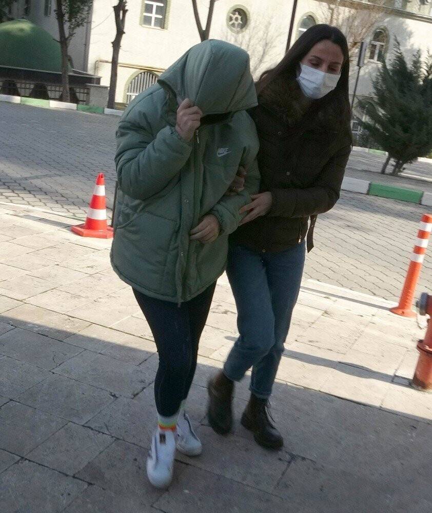 Hastanede sağlık çalışanına saldıran genç kız tutuklandı