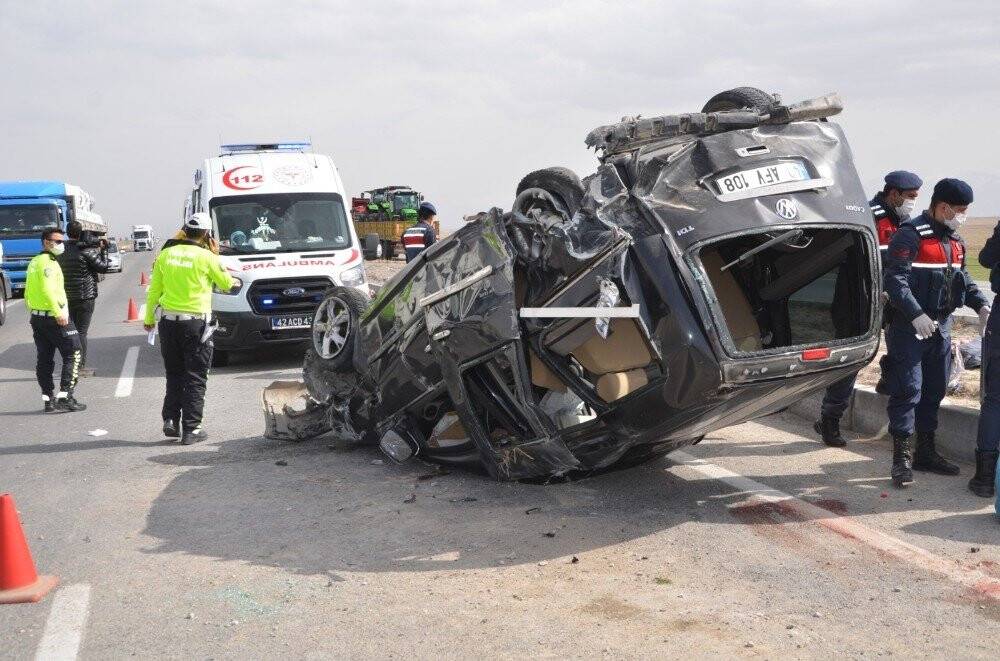 Konya’da otomobil devrildi: 4 yaralı