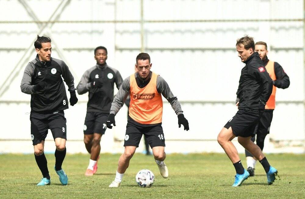 Konyaspor, Kasımpaşa maçı hazırlıklarına devam etti